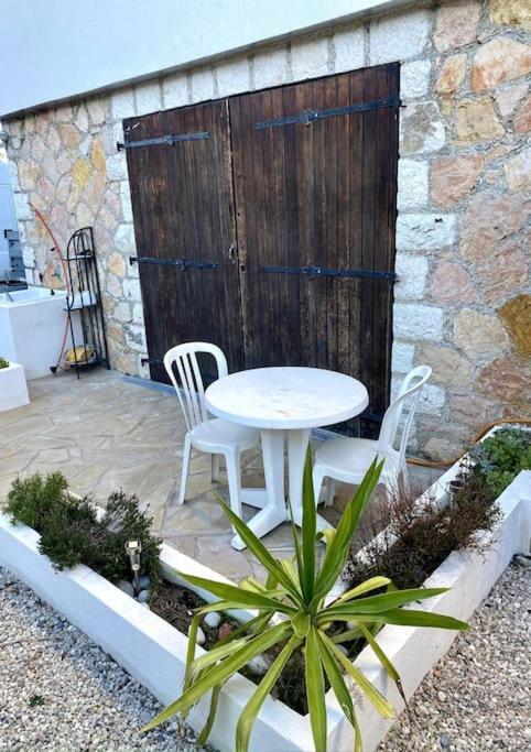 Studio Avec Terrasse Et Jacuzzi Valbonne Zewnętrze zdjęcie
